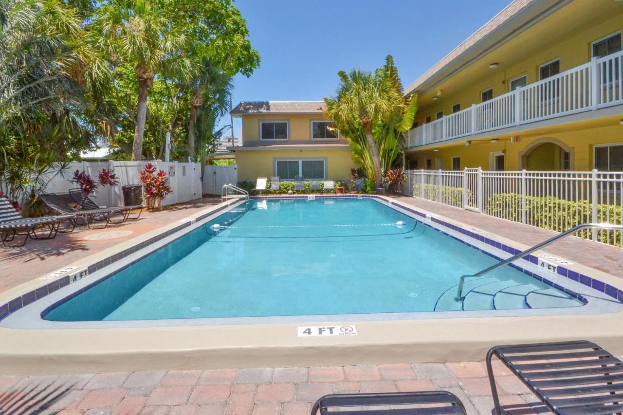 Waves 18 Apartman St. Pete Beach Kültér fotó