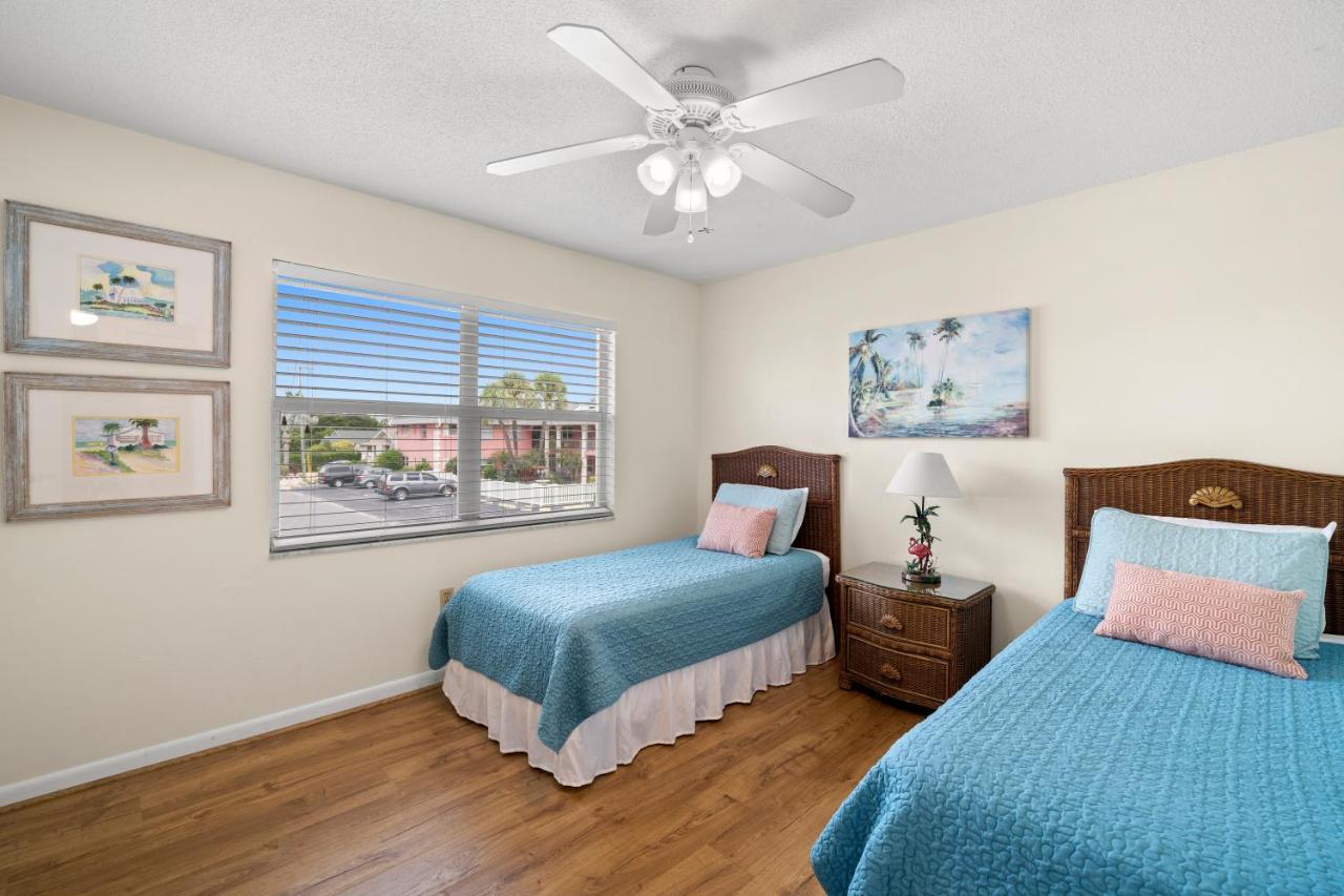 Waves 18 Apartman St. Pete Beach Kültér fotó
